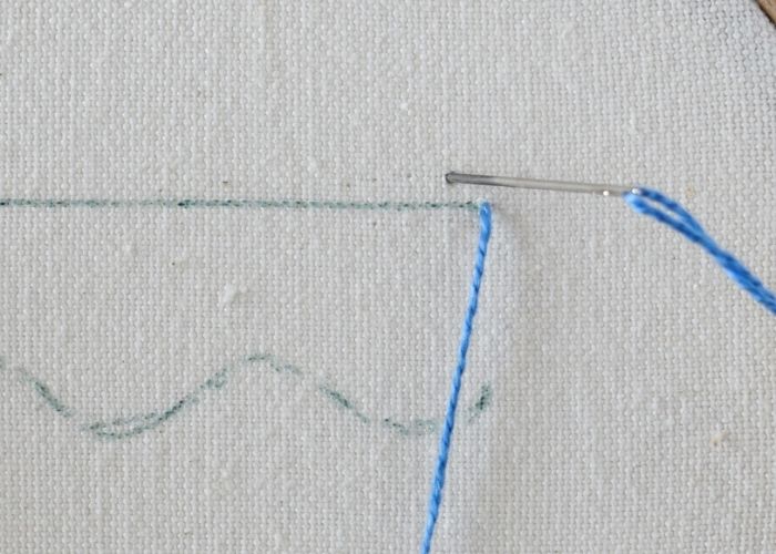 How to embroider Knotted Chain Stitch